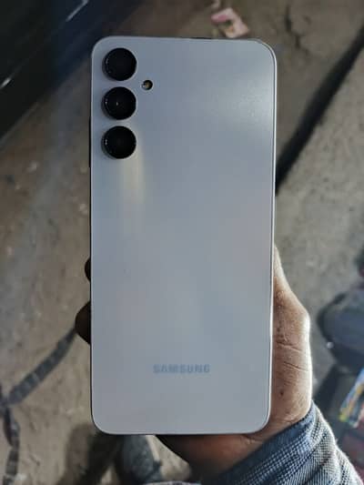 9.5/10 condition, 6/128 GB, no open no repair all ok.