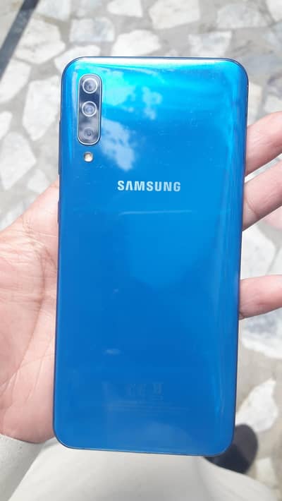 Samsung A50