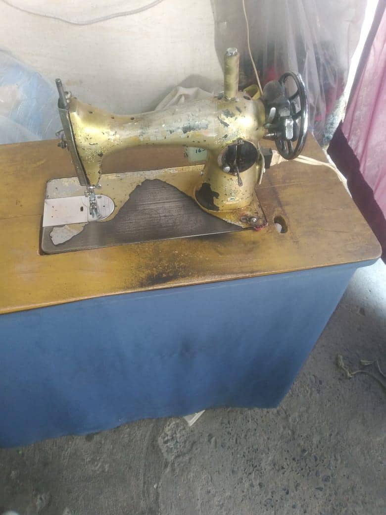 sewing machine 0