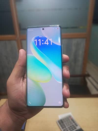 vivo x80