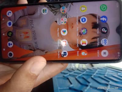 zabardst chalta hai bahir ka set hai out class camera