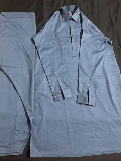 Men’s stiched suit