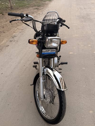 Honda CD 70 2024