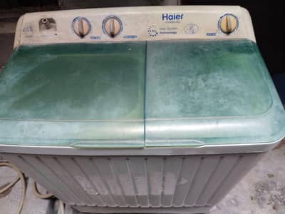 Haier semi Automatic washing + spinner, 03235100342