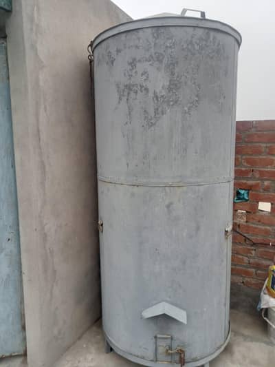 Grain Storage Drum (بھڑولہ)