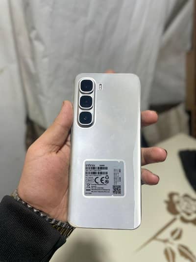 Infinix hot 60 pro plus new condition just 1 week use