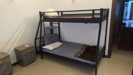 Bunk bed 1 week used
