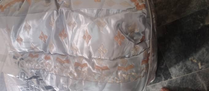 china silk 14 pieces Dulhan razai set. (10/10) Brand New set.