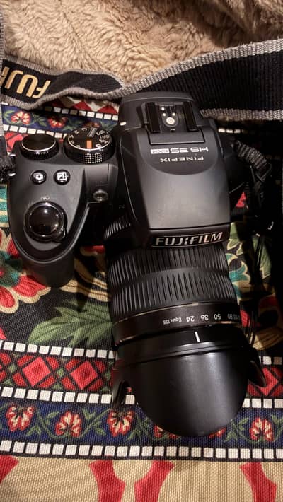 fujifilm finepix hs35 exr