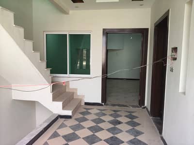 Prime Location 5 Marla House Is Available In Peshawar Road