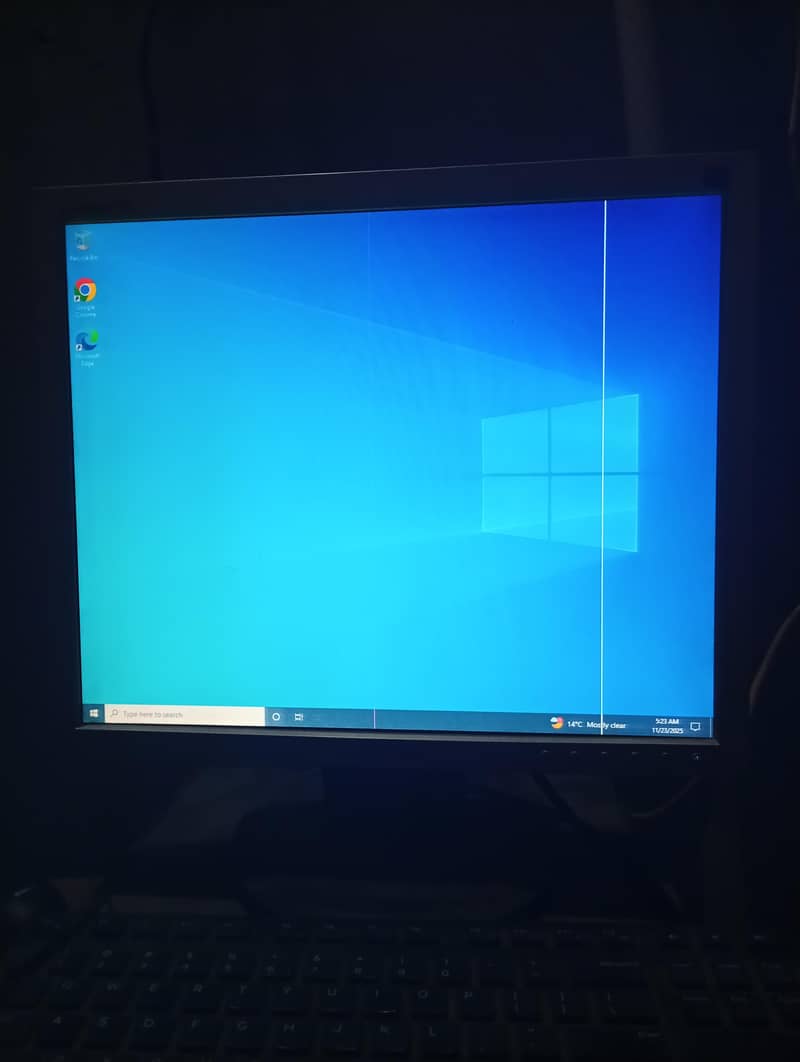 Dell computer for sell 0