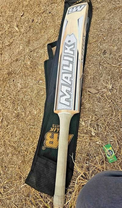 MB Official English Willow Bat