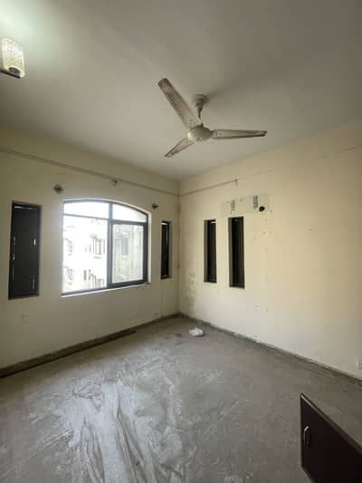 2 Bed Flat Is Available For Rent In G-11/3 PHA