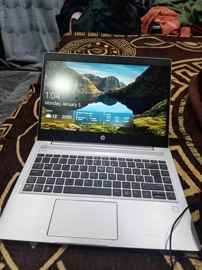 Corei5 8th generation1 week check Warrenty  10/9 condition