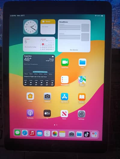 ipad 6th gen 32GB super gaming & social media device condition fresh