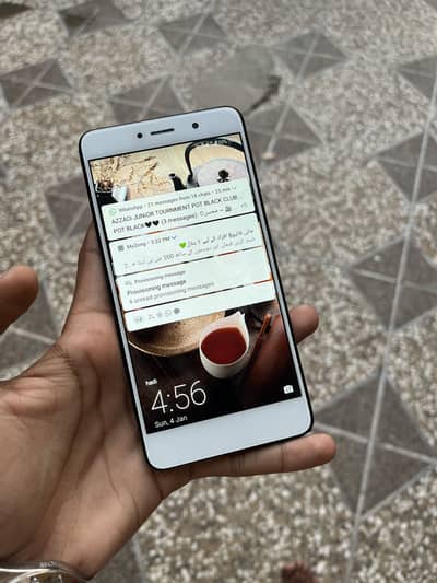 Huawei y7 prime 3gb ram 32gb memory