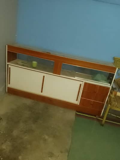 shop counter showcase