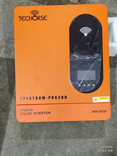 Hybrid Solar Inverter (4KW) TechHorse