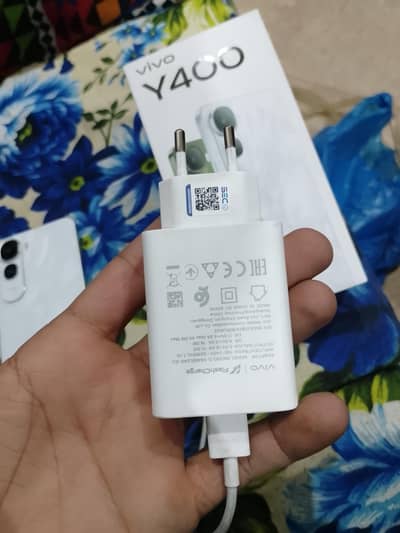 new mobile flash charger open ram 8+8 Rom 256 1 month used