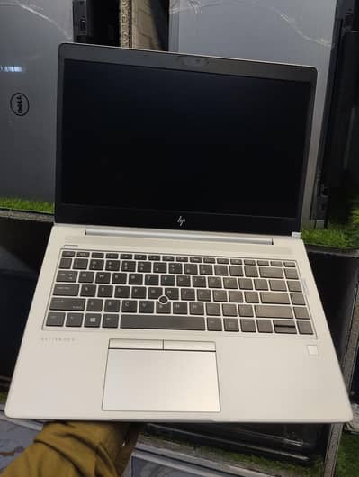 HP elitebook i7 8th