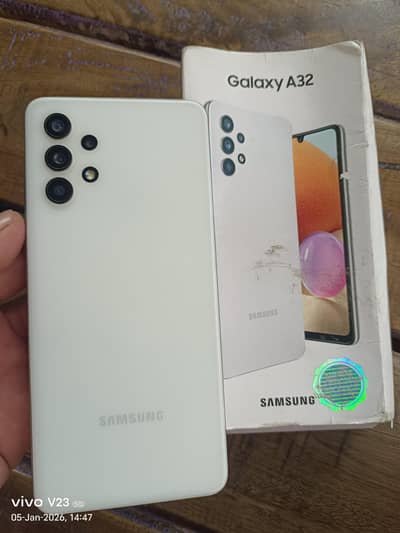 Samsung galaxy A32 for sale mobile and box 03055656175 cell and whtsp