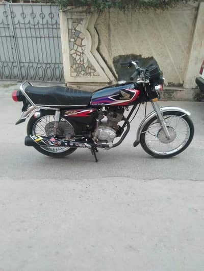HONDA CG 125 17 MODEL