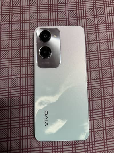 Vivo Y18    6+ 6/128