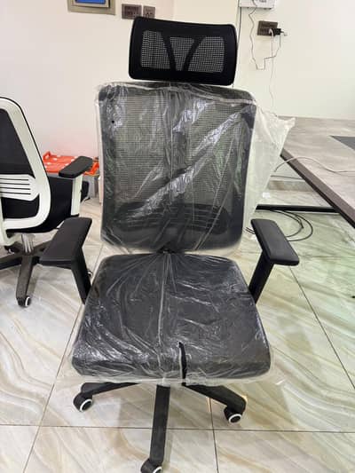 Brand New (aesthetic) office chair fully assembled and ready to use