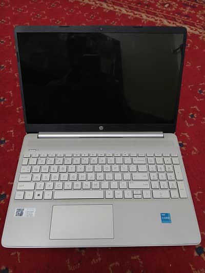 hp laptop i3 13 gen (not working] selling for parts