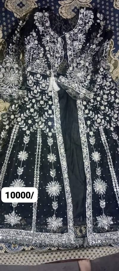 dresses / stichted dresses / party wear dresses