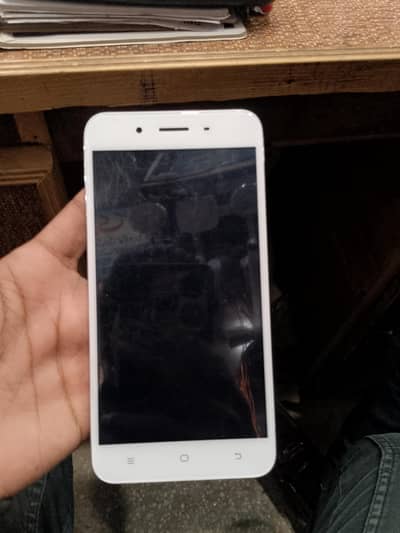 vivo v66 good phone koi masla ni ha hotpot bast phone