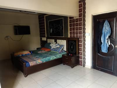FLAT FOR SELL IN DHA PHASE 7
