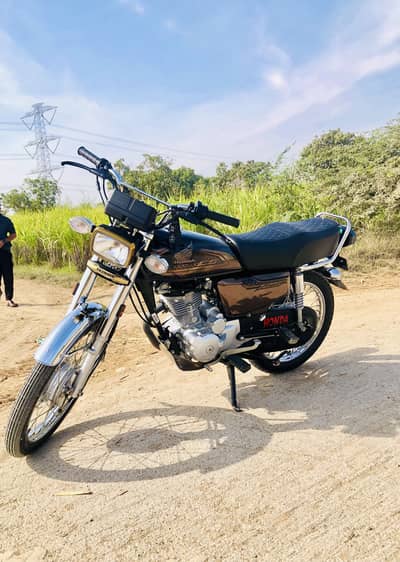Honda 125 gold edition 2025k for sale urgent
