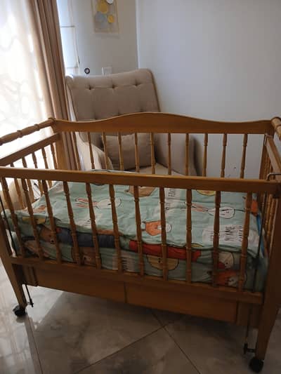 baby cot
