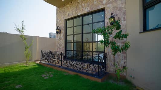 House For BUY DHA Phase 7 Block Z2