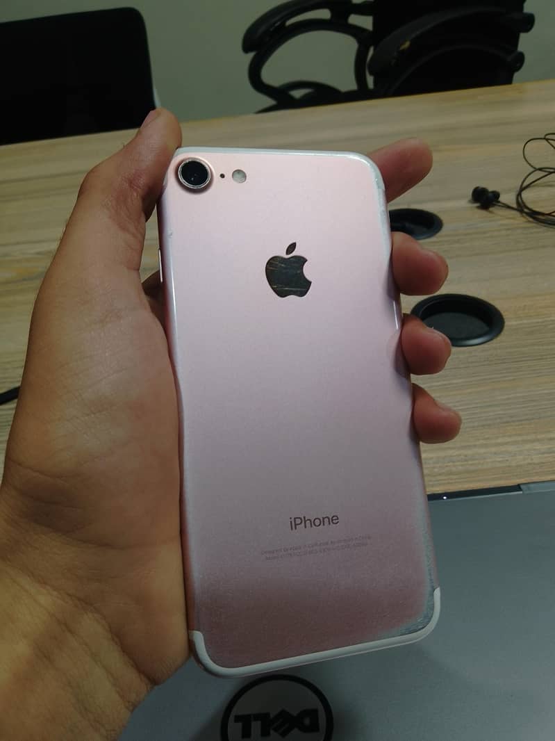 Iphone 7 / PTA Approved 3