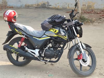 Honda CB 150F 2025