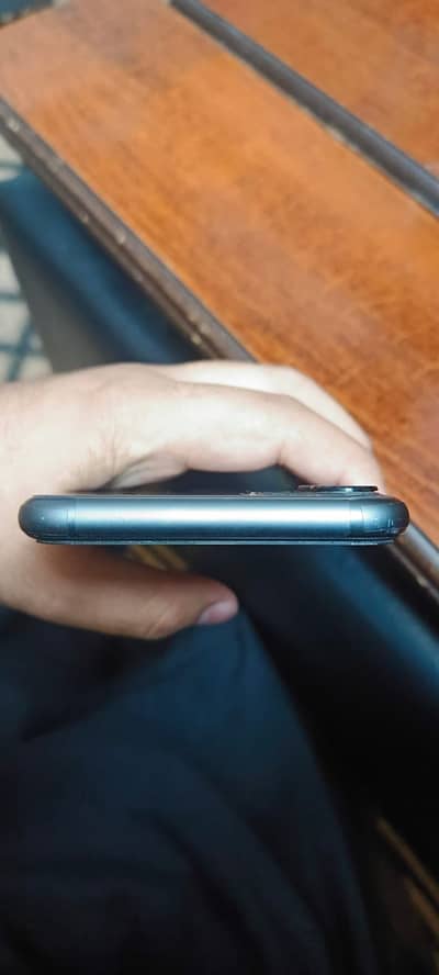 IPHONE 11 jv 64 jb sealed water pack