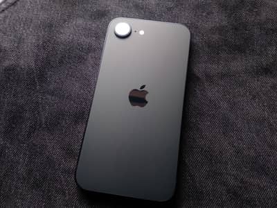 Apple iPhone 16e - Factory Unlock