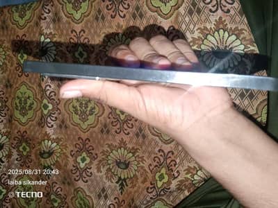 10 by10 conditions all ok box and charge completely box