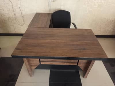 Executive Office+ Side table, Sofa , File Drawer