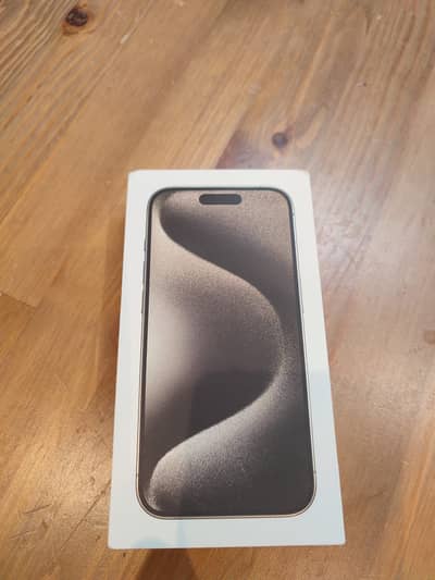 iPhone 15 Pro Max Natural Titanium