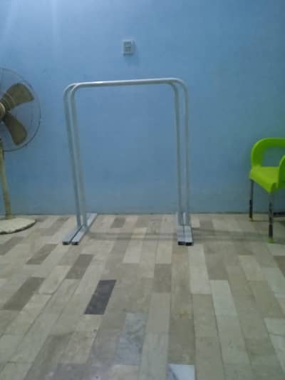 Dip bar best for athleteism and calisthenics .