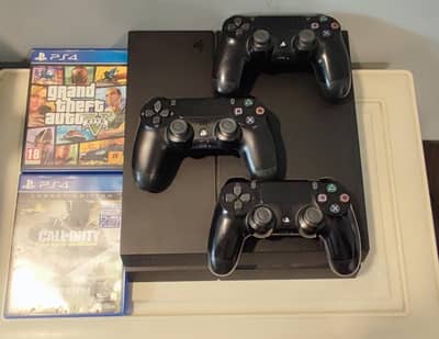 PS4 FAT 1200 series Sealed with 3 controllers