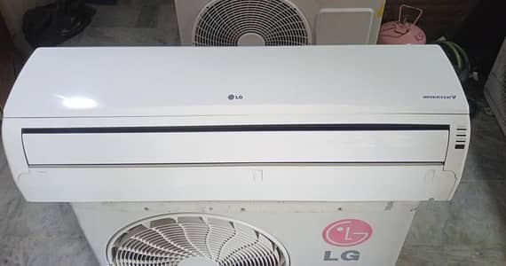 AC for sale 1.5 ton L G haet and cool