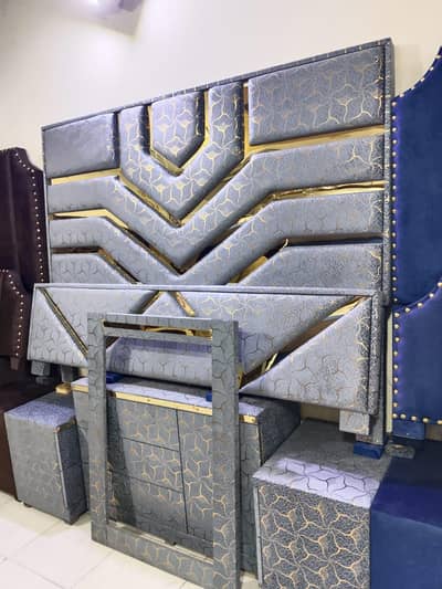 Double bed sidetable dressing