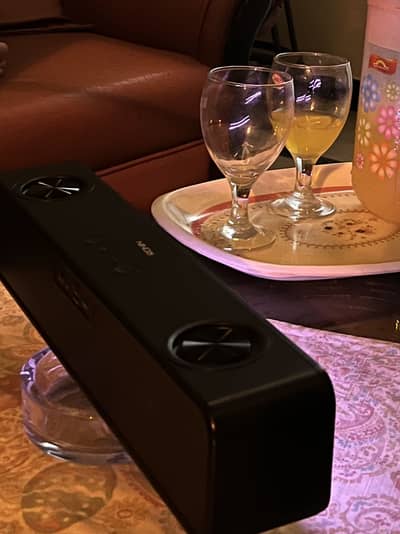 With box ronin soundbar