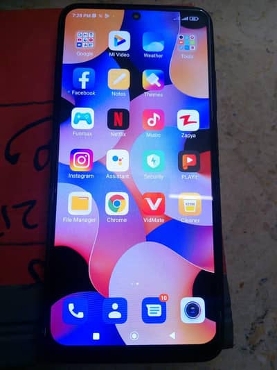 spark go 1 he 4+4 gb ram 128gb room