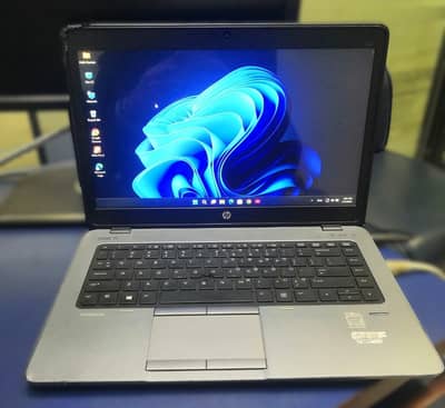 HP EliteBook VPro i7 –12GB RAM-512 GB HD
