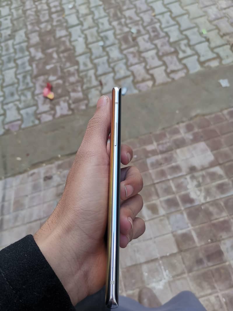 oneplus 8 3